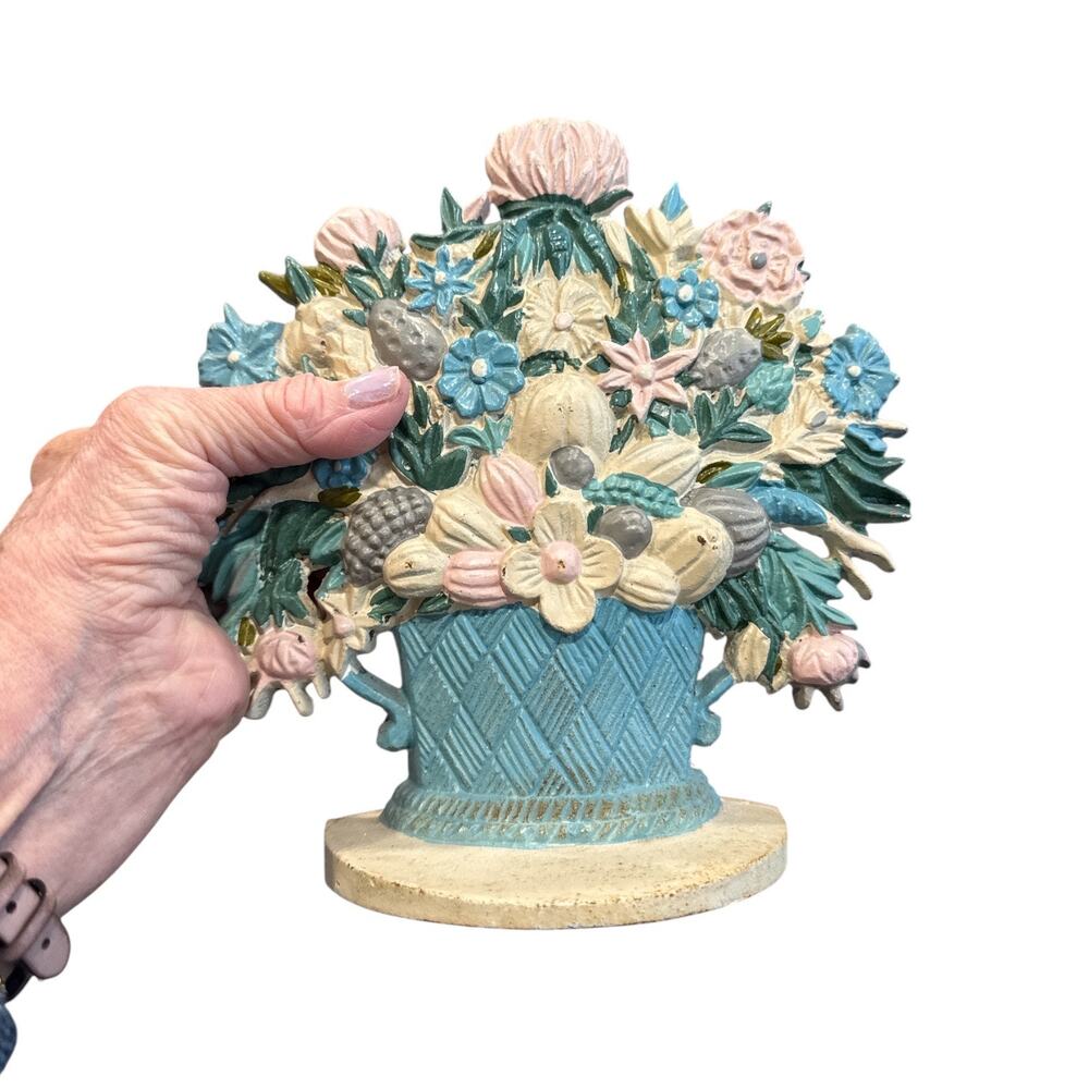 Vintage Cast Iron Pastel Floral Basket Doorstop - Picture 4 of 8
